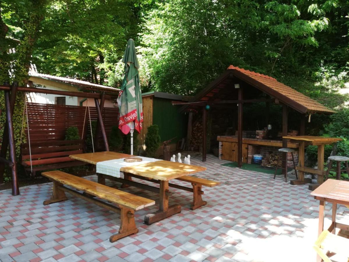 Holiday Home Mreznica Gornji Zvečaj Екстериор снимка