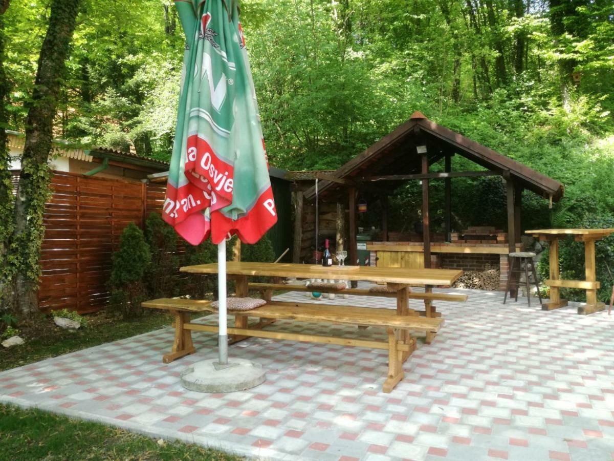 Holiday Home Mreznica Gornji Zvečaj Екстериор снимка